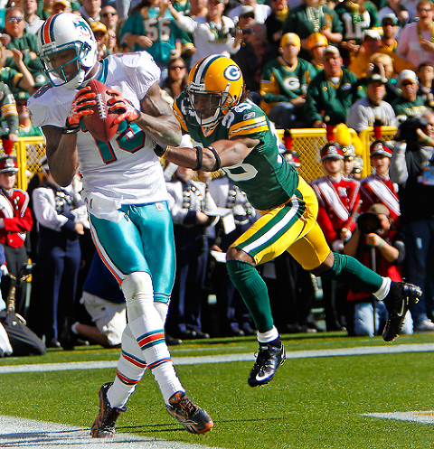 Green Bay Packers vs The Miami Dolphins