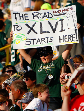 2011 Green Bay Packers Family Night Scrimmage.  Green Bay, Wisconsin  commercial and editorial photographer Mike Roemer