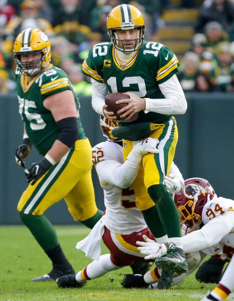 Green Bay Packers vs The Miami Dolphins  Green Bay, Wisconsin commercial  and editorial photographer Mike Roemer